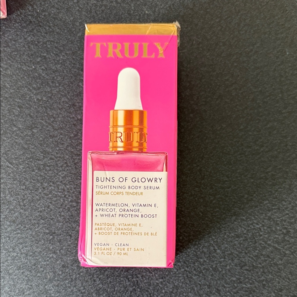 TRULY Buns of Glowry Radiant Pink Serum - Picture 2 of 5